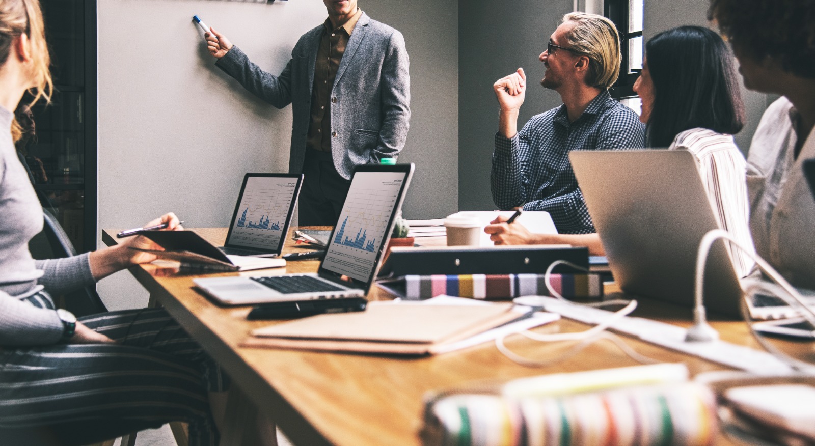 Consultoria em gestão empresarial, marketing e precificação